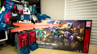 Playing Nicely With Transformers' Biggest Decepticon Ever